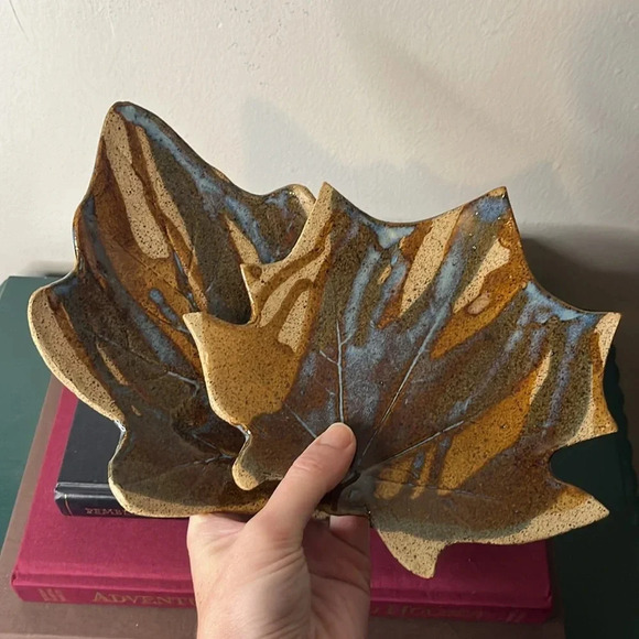Lynne Puhalla Pottery Blue Brown Drip Glaze Oak and Maple Leaf Trinket Trays - Picture 8 of 8